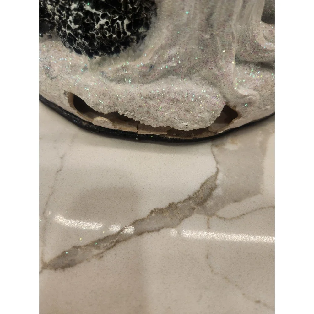 Bradford Exchange Winters Gathering Illuminated Musical Figurine See Description